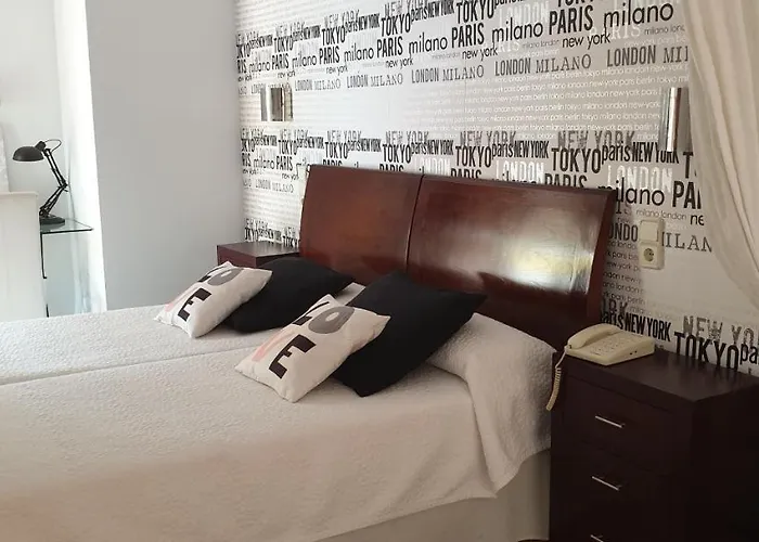 Iris Hotell La Eliana