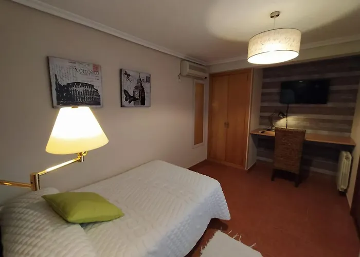 Iris 3* La Eliana